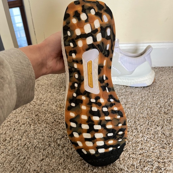 Adidas Ultra boost Brand New - Picture 5 of 6